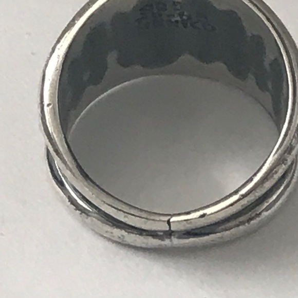 Sterling Silver ring - Picture 4 of 6